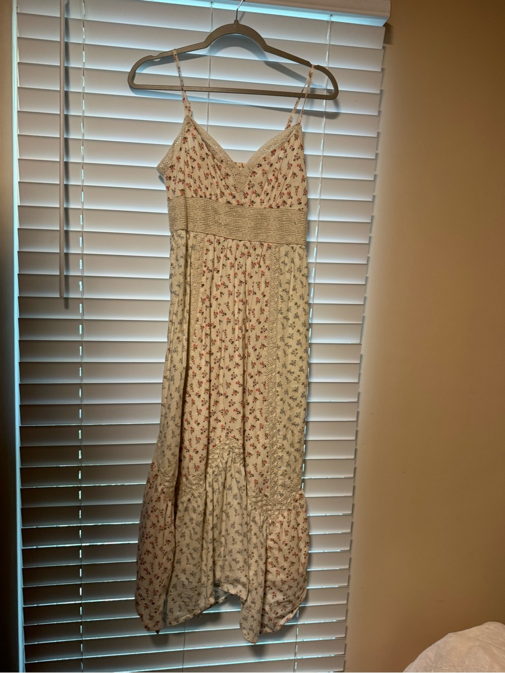 Floral Spaghetti-Strap midi Dress in Cream, Red, and blue